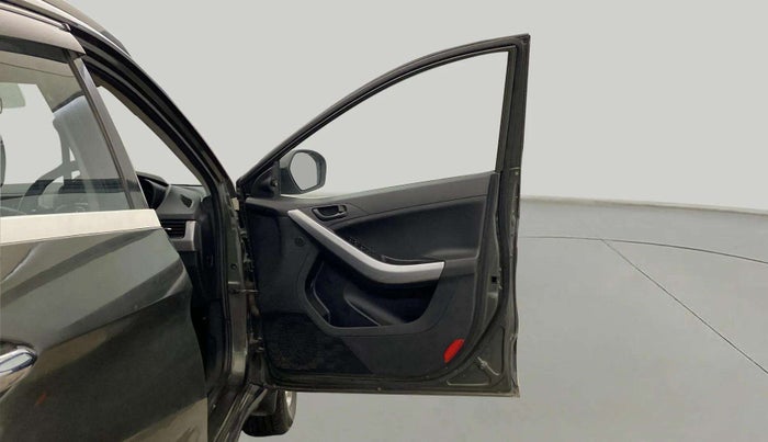 2020 Tata NEXON XMA PETROL, Petrol, Automatic, 80,898 km, RHS Front Door