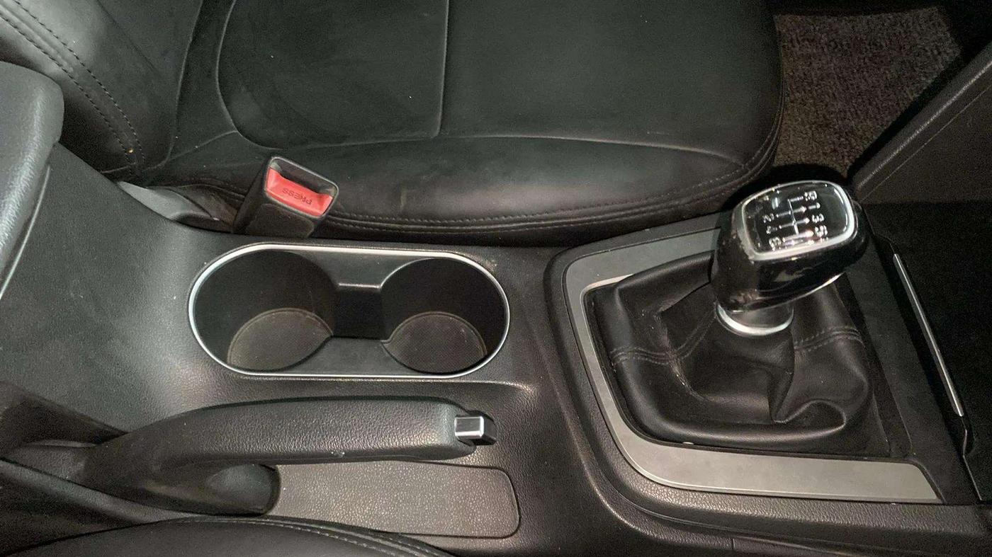 2018 Hyundai New Elantra 2.0 SX MT PETROL, Petrol, Manual, 71,566 km, Gear Lever