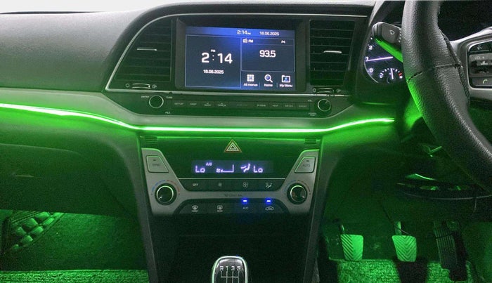 2018 Hyundai New Elantra 2.0 SX MT PETROL, Petrol, Manual, 71,566 km, Air Conditioner
