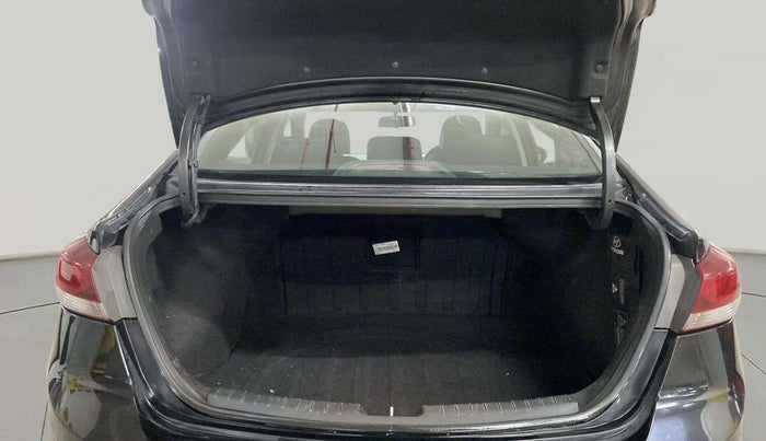 2018 Hyundai New Elantra 2.0 SX MT PETROL, Petrol, Manual, 71,566 km, Boot Open Zoomed View