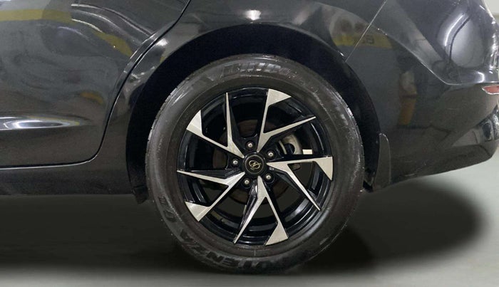 2018 Hyundai New Elantra 2.0 SX MT PETROL, Petrol, Manual, 71,566 km, Left Rear Wheel