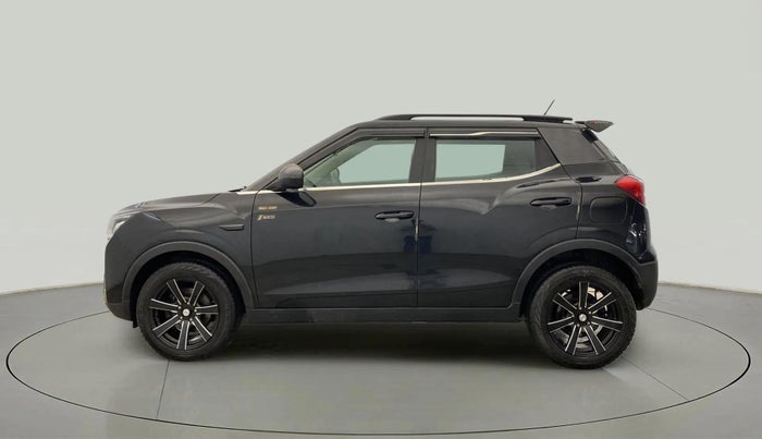 2023 Mahindra XUV300 W6 1.2 PETROL, Petrol, Manual, 3,838 km, Left Side