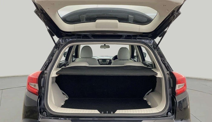 2023 Mahindra XUV300 W6 1.2 PETROL, Petrol, Manual, 3,838 km, Boot Open Zoomed View