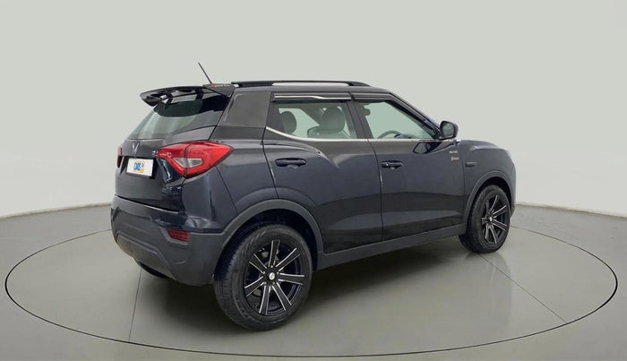 2023 Mahindra XUV300 W6 1.2 PETROL, Petrol, Manual, 3,838 km, Right Back Diagonal