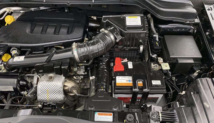 2023 Mahindra XUV300 W6 1.2 PETROL, Petrol, Manual, 3,838 km, Engine View - Left