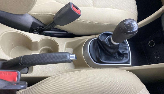 2017 Hyundai Verna 1.6 VTVT SX, Petrol, Manual, 61,521 km, Gear Lever
