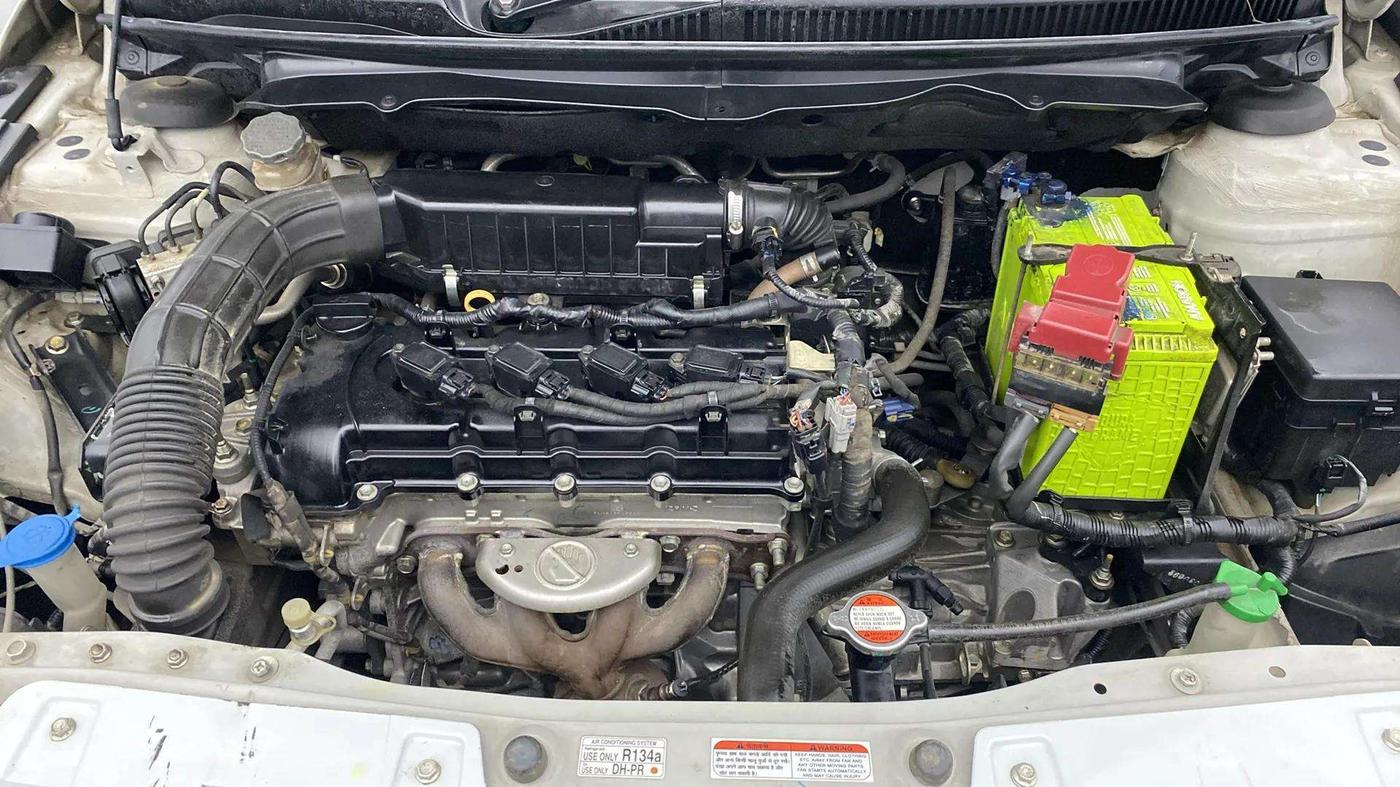 2019 Maruti Ciaz DELTA 1.5 SHVS MT PETROL, Petrol, Manual, 84,392 km, Engine View