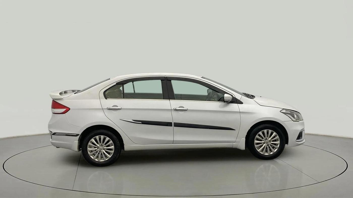 2019 Maruti Ciaz DELTA 1.5 SHVS MT PETROL, Petrol, Manual, 84,392 km, Right Side View