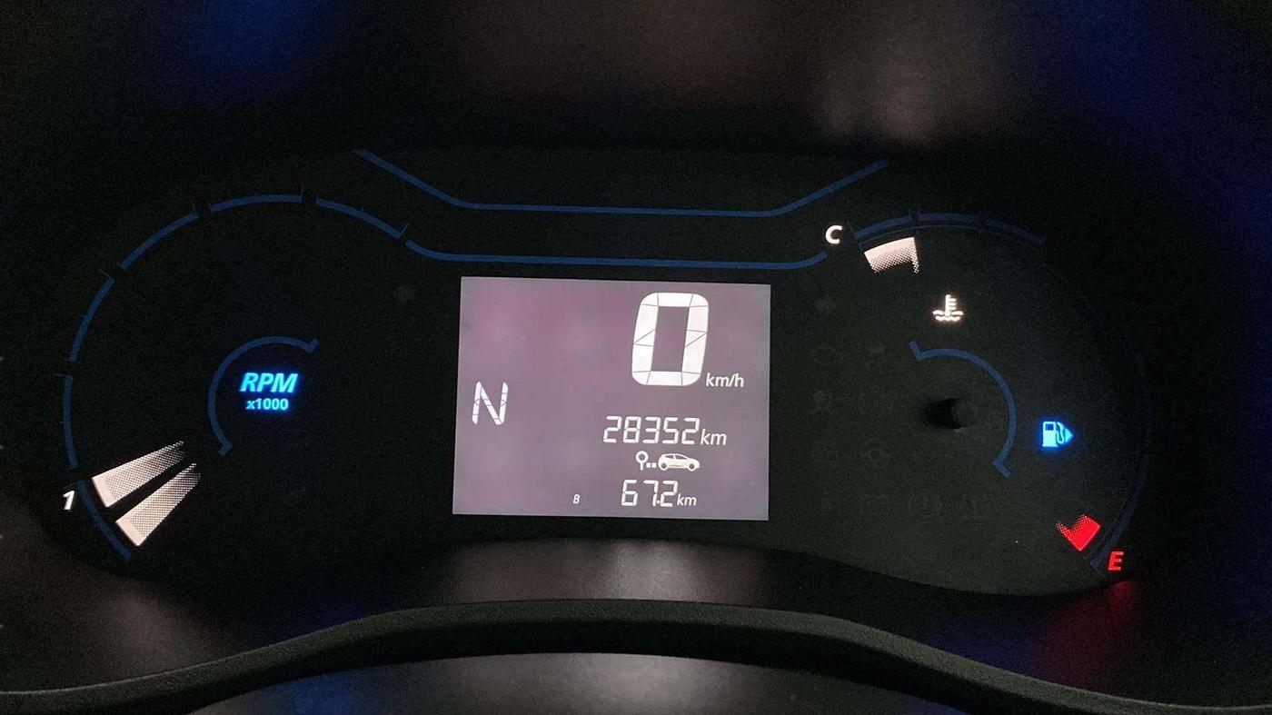 2022 Renault Kwid RXT 1.0 AMT, Petrol, Automatic, 28,284 km, Odometer Image