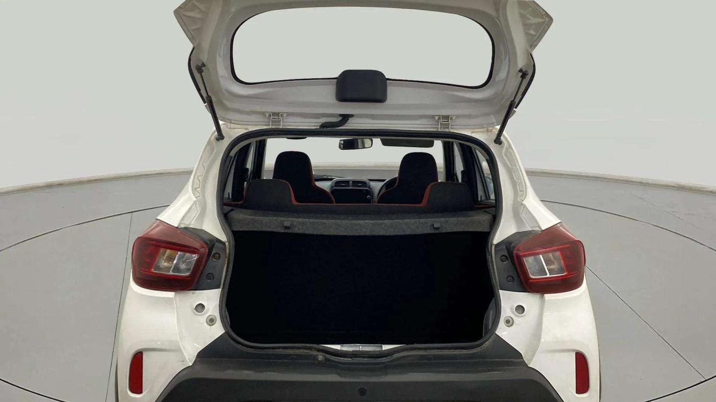 2022 Renault Kwid RXT 1.0 AMT, Petrol, Automatic, 28,284 km, Boot Open Zoomed View