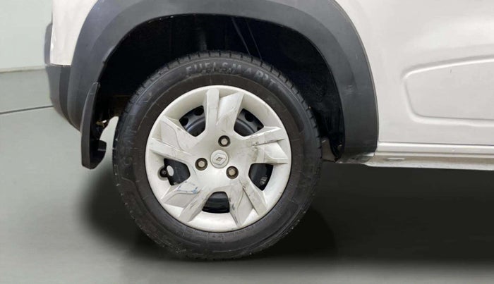 2022 Renault Kwid RXT 1.0 AMT, Petrol, Automatic, 28,284 km, Right Rear Wheel