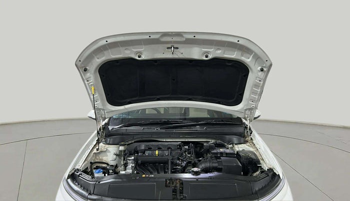 2024 Hyundai Verna SX 1.5 Turbo Petrol MT, Petrol, Manual, 15,919 km, Open Bonet
