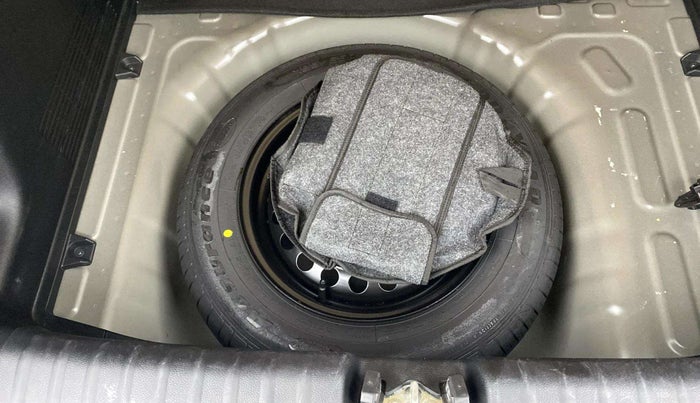 2021 KIA SONET HTK PLUS 1.2, Petrol, Manual, 23,571 km, Spare Tyre