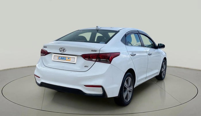 2018 Hyundai Verna 1.6 SX (O) CRDI MT, Diesel, Manual, 73,480 km, Right Back Diagonal