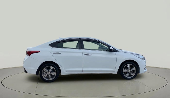 2018 Hyundai Verna 1.6 SX (O) CRDI MT, Diesel, Manual, 73,480 km, Right Side