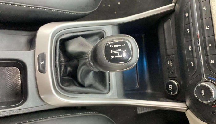 2022 Tata ALTROZ XZ PLUS I-TURBO PETROL, Petrol, Manual, 24,075 km, Gear Lever