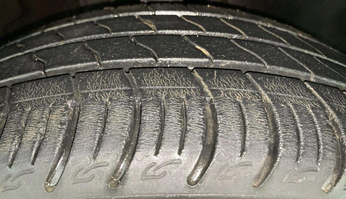 2022 Tata ALTROZ XZ PLUS I-TURBO PETROL, Petrol, Manual, 24,075 km, Right Front Tyre Tread