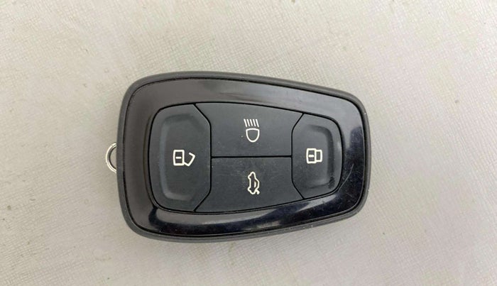 2022 Tata ALTROZ XZ PLUS I-TURBO PETROL, Petrol, Manual, 24,075 km, Key Close Up