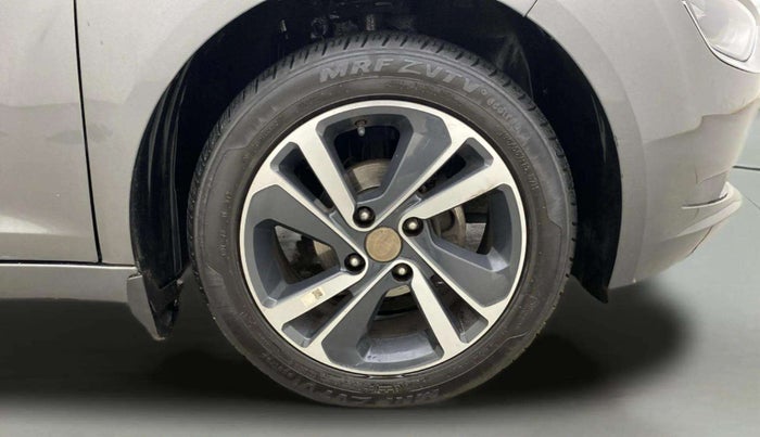 2022 Tata ALTROZ XZ PLUS I-TURBO PETROL, Petrol, Manual, 24,075 km, Right Front Wheel