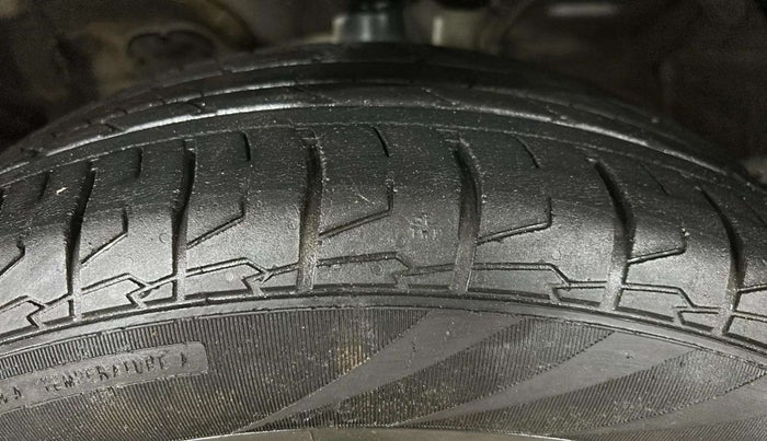 2021 KIA SELTOS HTX 1.5 CVT PETROL, Petrol, Automatic, 34,755 km, Left Front Tyre Tread
