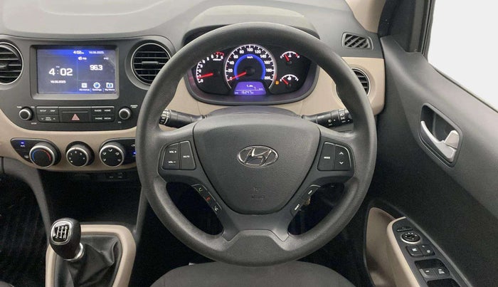 2017 Hyundai Grand i10 SPORTZ (O) 1.2 KAPPA VTVT, Petrol, Manual, 16,219 km, Steering Wheel Close Up