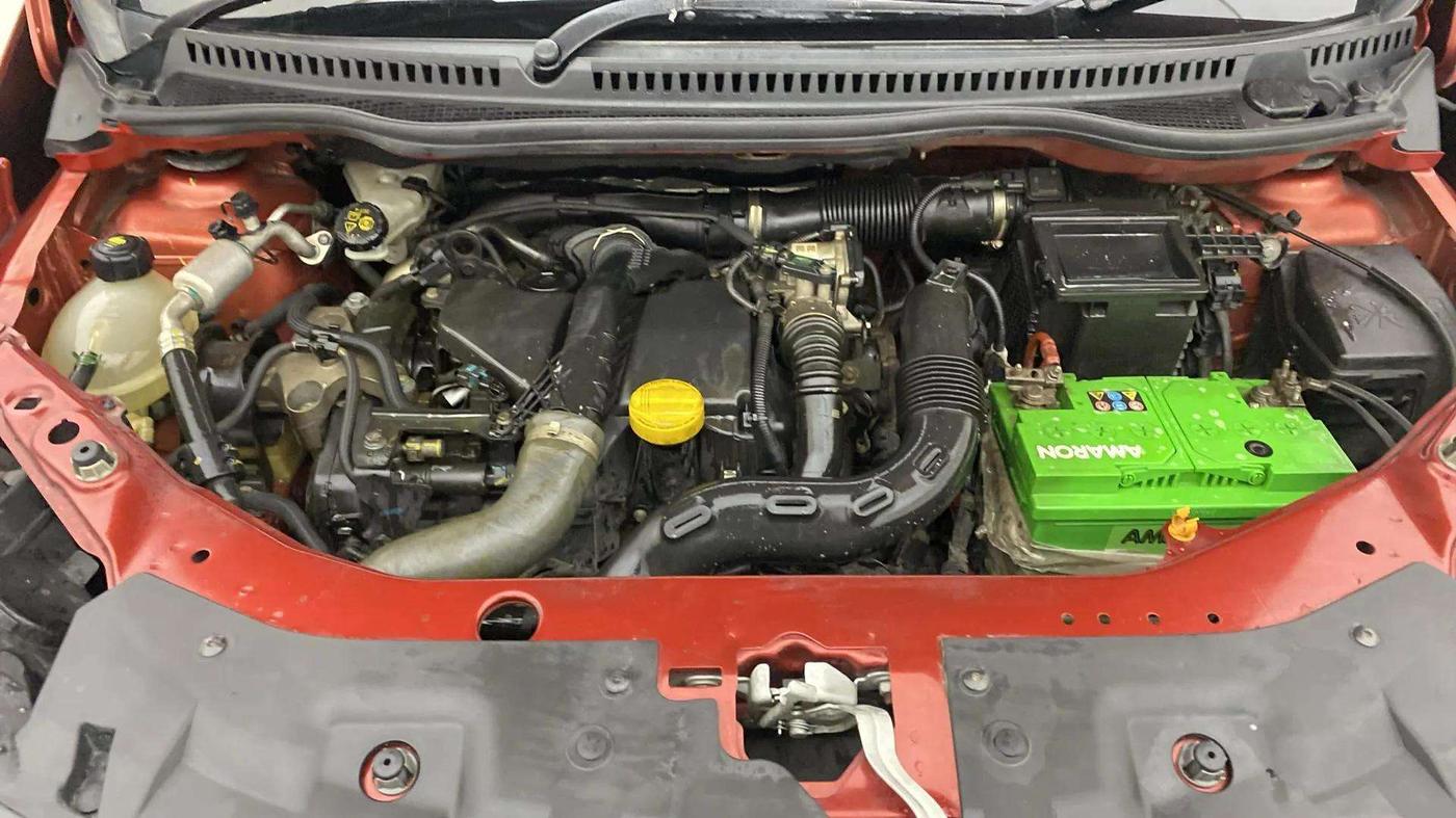 2018 Renault Captur RXT DIESEL, Diesel, Manual, 56,050 km, Engine View