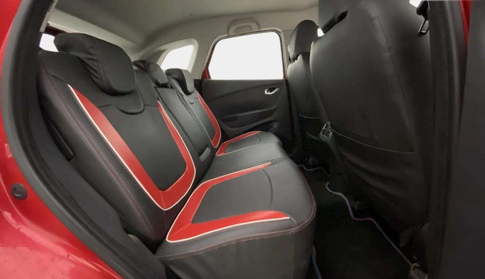 2018 Renault Captur RXT DIESEL, Diesel, Manual, 56,050 km, Right Side Rear Door Cabin