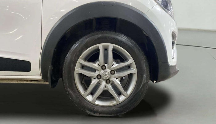 2022 Renault TRIBER RXZ, Petrol, Manual, 21,844 km, Right Front Wheel