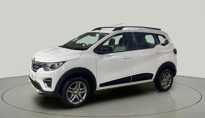 2022 Renault TRIBER RXZ, Petrol, Manual, 21,844 km, Left Front Diagonal