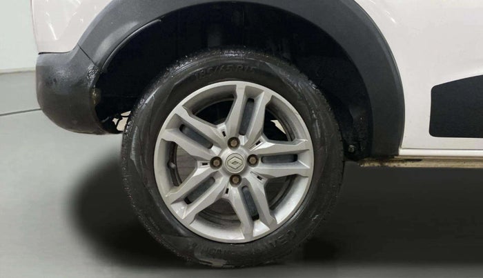 2022 Renault TRIBER RXZ, Petrol, Manual, 21,844 km, Right Rear Wheel