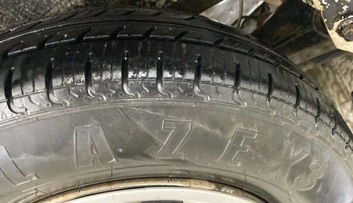2019 Maruti New Wagon-R LXI CNG (O) 1.0, CNG, Manual, 64,055 km, Left Rear Tyre Tread