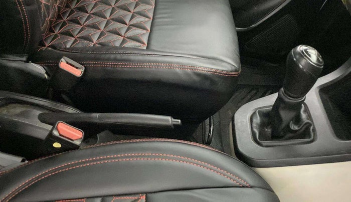 2019 Maruti New Wagon-R LXI CNG (O) 1.0, CNG, Manual, 64,055 km, Gear Lever