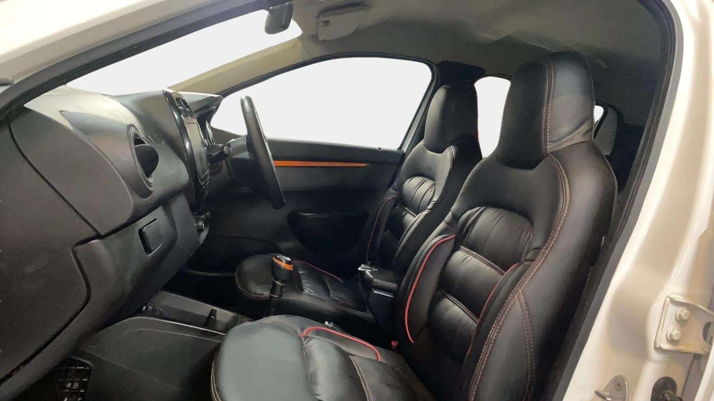 2021 Renault Kwid CLIMBER 1.0 (O), Petrol, Manual, 50,739 km, Right Side Front Door Cabin