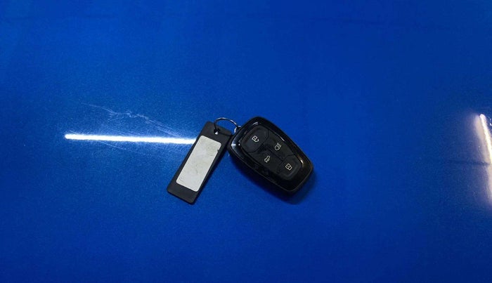 2020 Tata NEXON XZ PLUS PETROL, Petrol, Manual, 53,846 km, Key Close Up