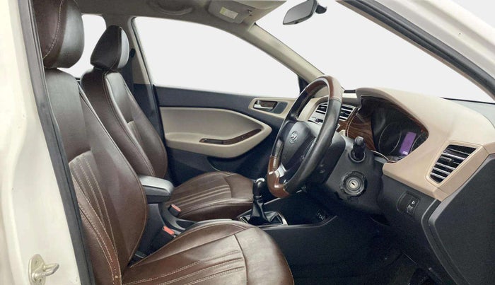 2018 Hyundai Elite i20 MAGNA EXECUTIVE 1.2, Petrol, Manual, 65,100 km, Right Side Front Door Cabin
