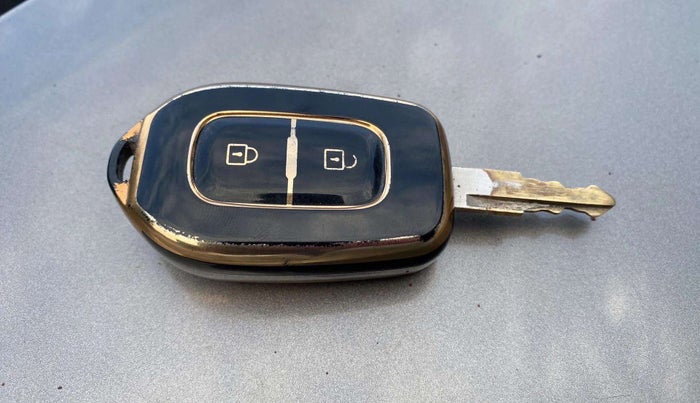 2019 Datsun Redi Go S, Petrol, Manual, 64,068 km, Key Close Up
