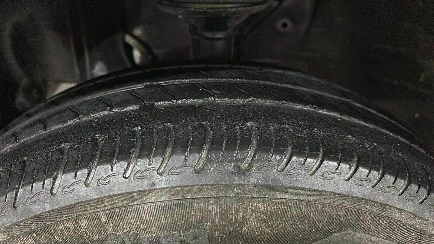2022 Maruti New Wagon-R ZXI 1.2 AMT, Petrol, Automatic, 54,127 km, Left Front Tyre Tread
