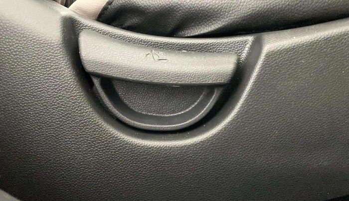 2019 Hyundai Grand i10 MAGNA 1.2 KAPPA VTVT, Petrol, Manual, 5,339 km, Driver Side Adjustment Panel
