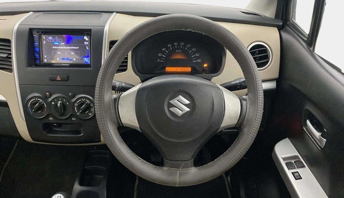 2017 Maruti Wagon R 1.0 LXI CNG, CNG, Manual, 52,583 km, Steering Wheel Close Up