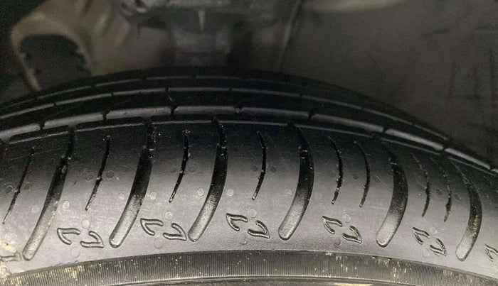 2021 Hyundai NEW I20 ASTA (O) 1.0 TURBO GDI DCT, Petrol, Automatic, 86,210 km, Left Front Tyre Tread
