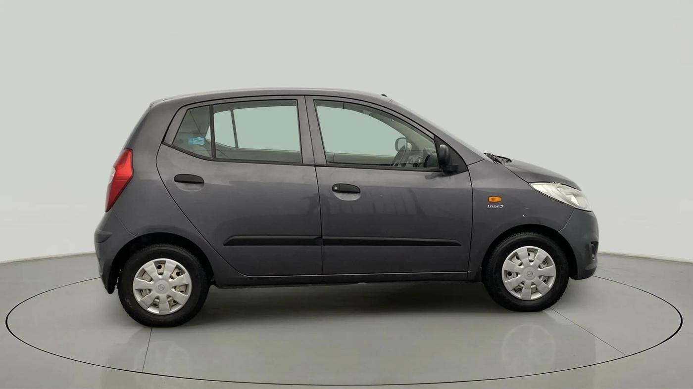 2015 Hyundai i10 MAGNA 1.1, Petrol, Manual, 22,244 km, Right Side View