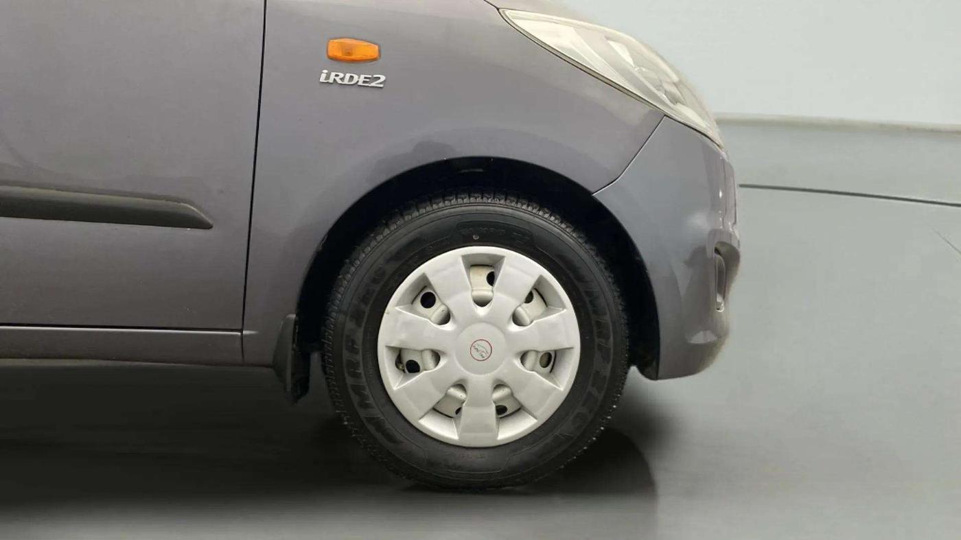 2015 Hyundai i10 MAGNA 1.1, Petrol, Manual, 22,244 km, Right Front Wheel