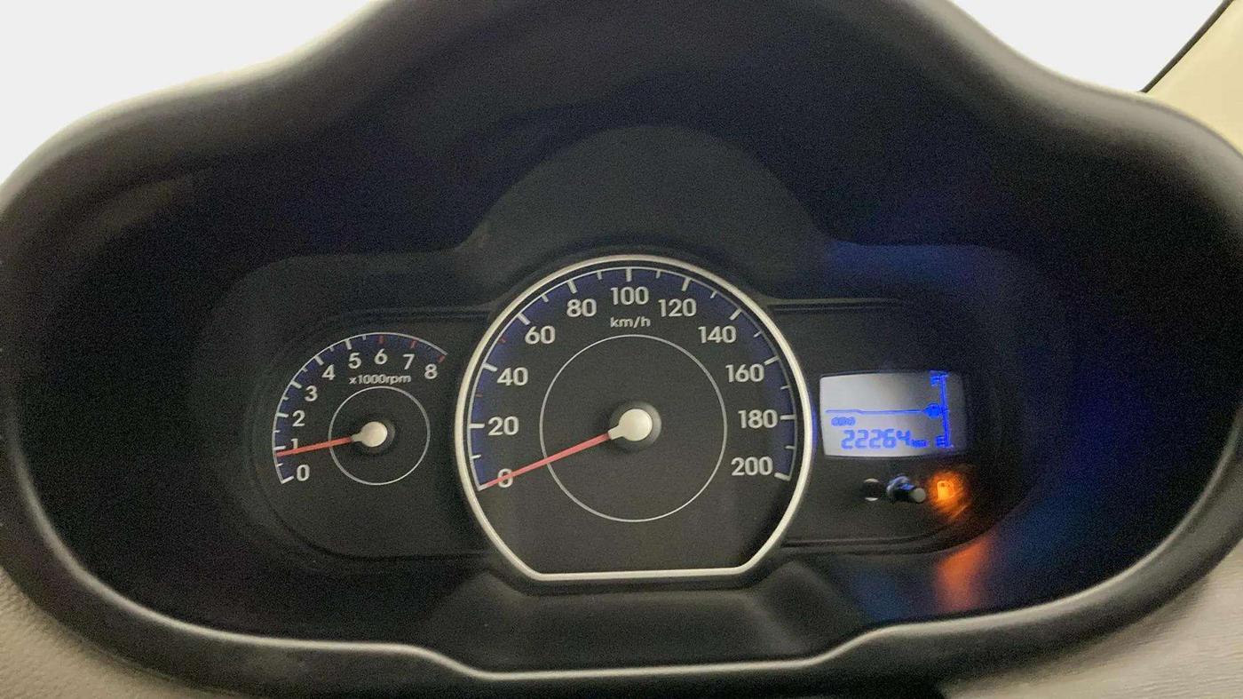 2015 Hyundai i10 MAGNA 1.1, Petrol, Manual, 22,244 km, Odometer Image