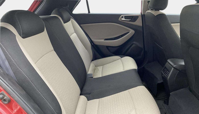 2015 Hyundai Elite i20 SPORTZ 1.2 (O), Petrol, Manual, 56,518 km, Right Side Rear Door Cabin