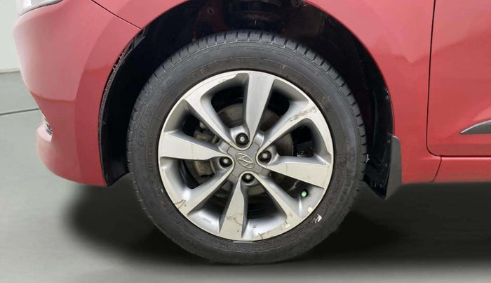 2015 Hyundai Elite i20 SPORTZ 1.2 (O), Petrol, Manual, 56,518 km, Left Front Wheel