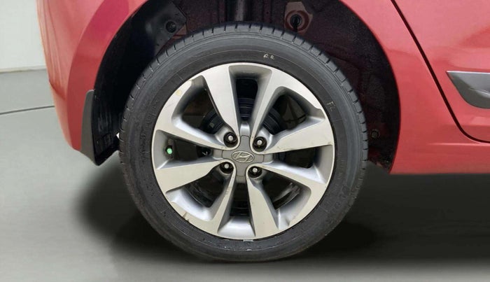 2015 Hyundai Elite i20 SPORTZ 1.2 (O), Petrol, Manual, 56,518 km, Right Rear Wheel