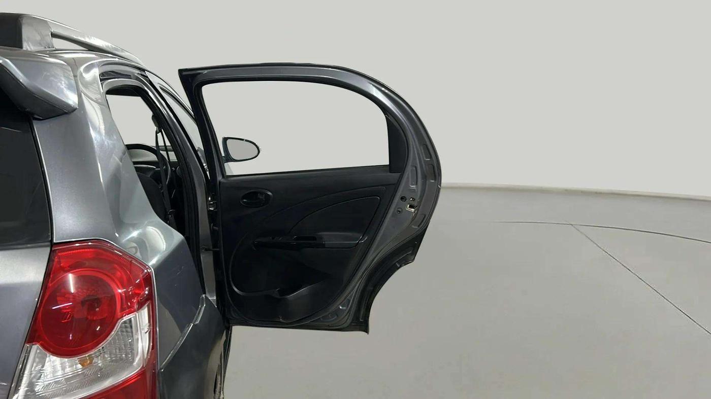 2014 Toyota Etios CROSS 1.2 G, Petrol, Manual, 69,670 km, RHS Rear Door