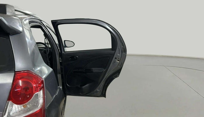 2014 Toyota Etios CROSS 1.2 G, Petrol, Manual, 69,558 km, RHS Rear Door