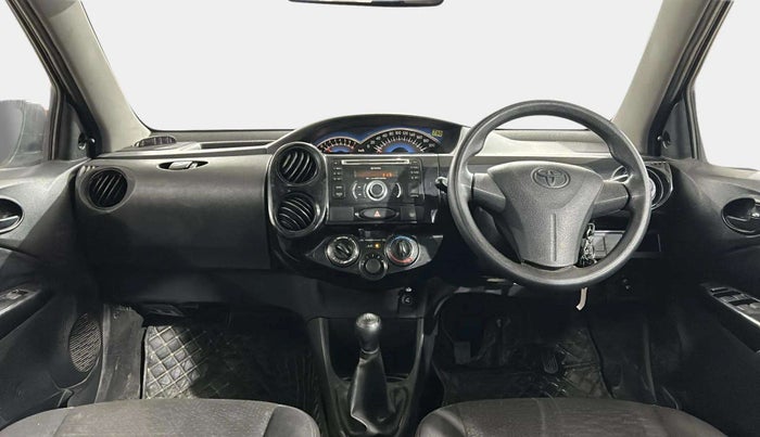 2014 Toyota Etios CROSS 1.2 G, Petrol, Manual, 69,558 km, Dashboard