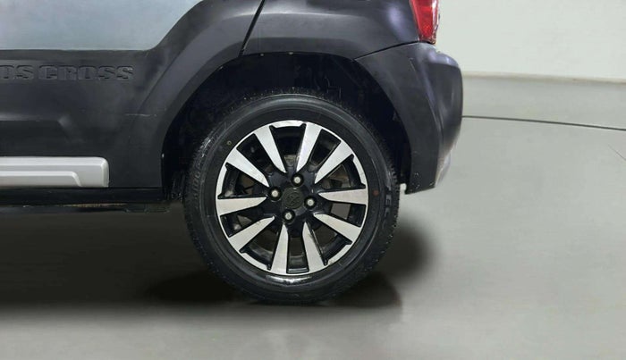 2014 Toyota Etios CROSS 1.2 G, Petrol, Manual, 69,558 km, Left Rear Wheel